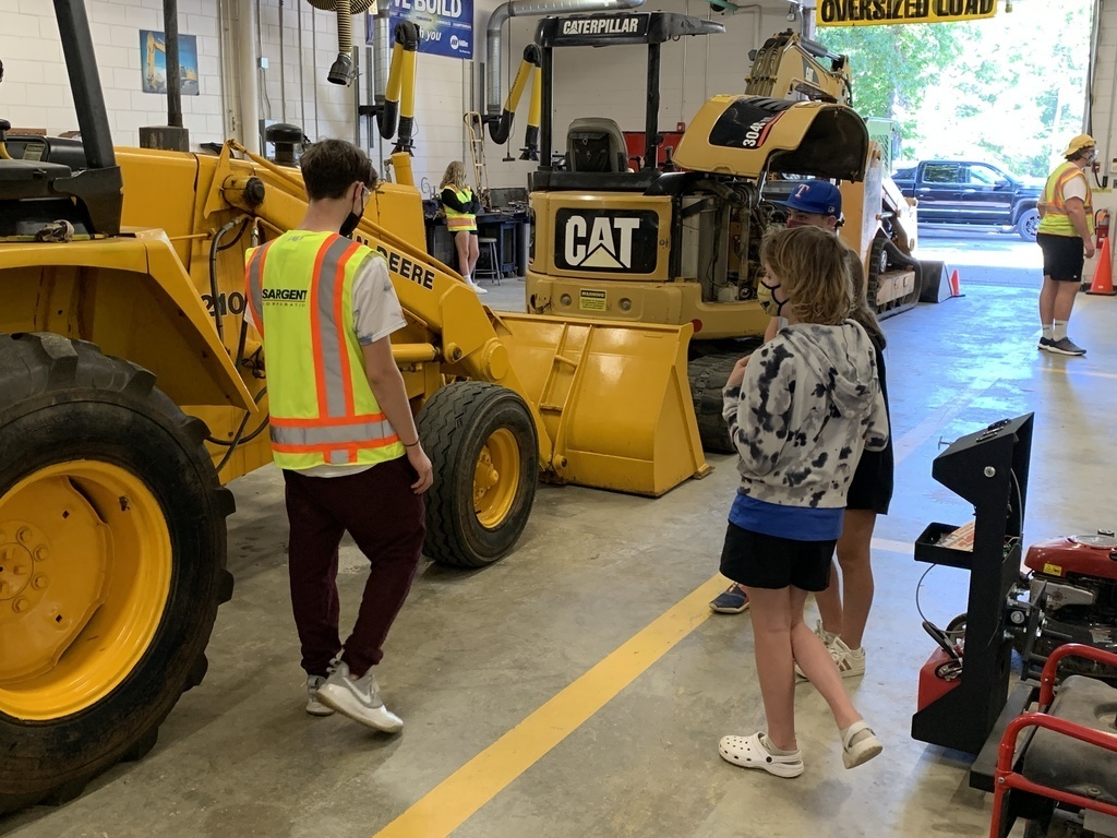 Students in GCPS Utility and Heavy Equipment Lab