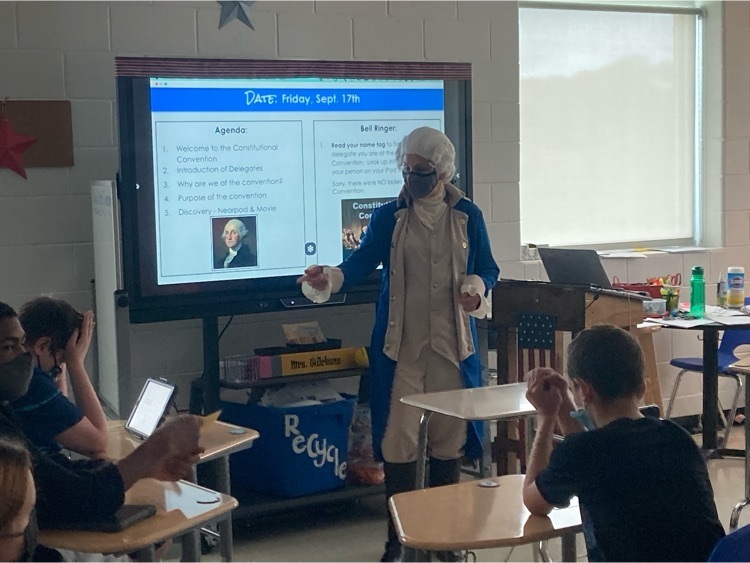 teacher dressed as George Washington